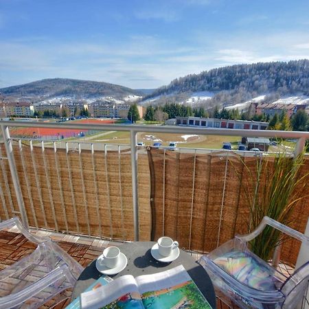 Apartament Zielona Mila Apartment Ustrzyki Dolne Ngoại thất bức ảnh