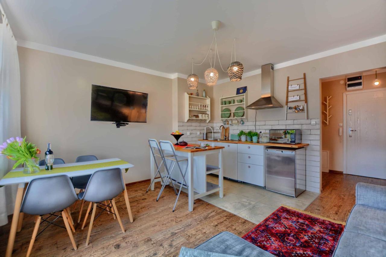 Apartament Zielona Mila Apartment Ustrzyki Dolne Ngoại thất bức ảnh